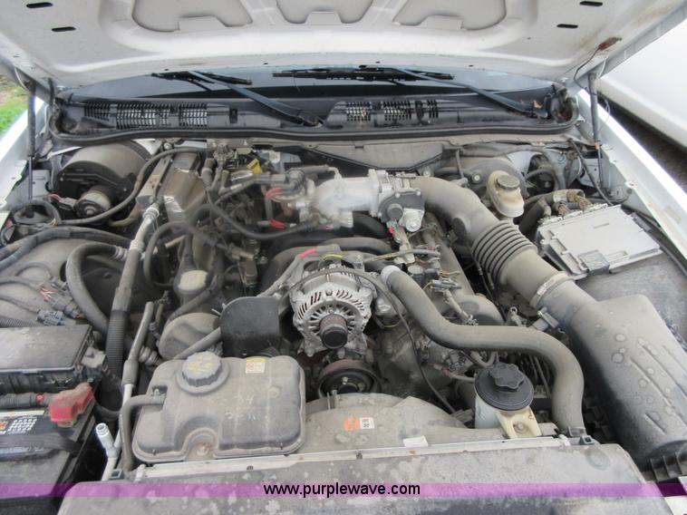 image for item I2091 2010 Ford Crown Victoria Police Interceptor