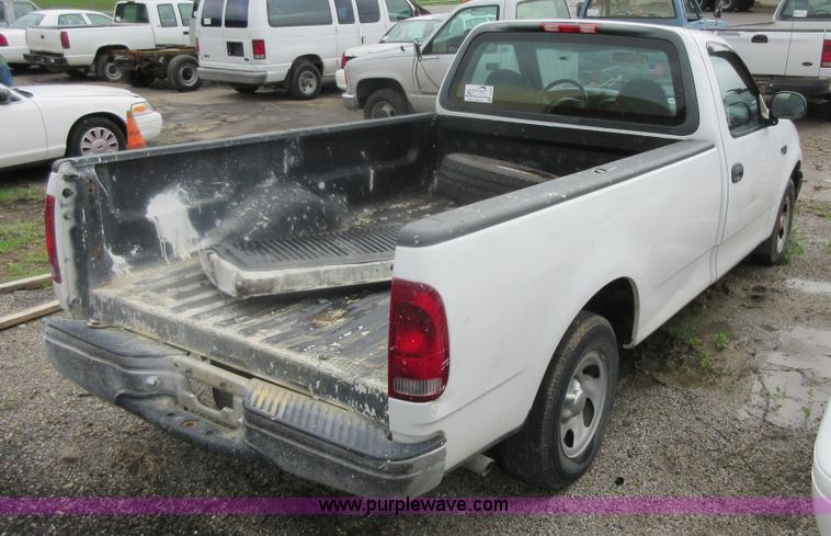 image for item I2092 1999 Ford F150 pickup truck