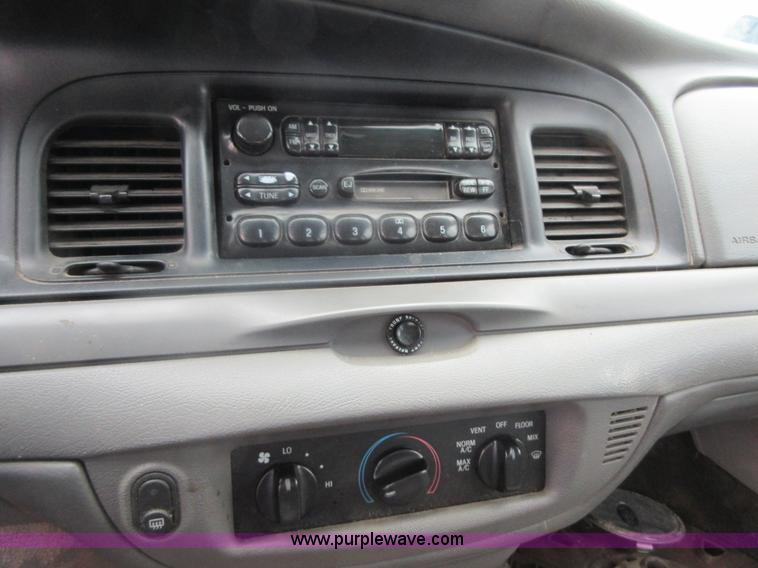image for item I2093 2004 Ford Crown Victoria Police Interceptor