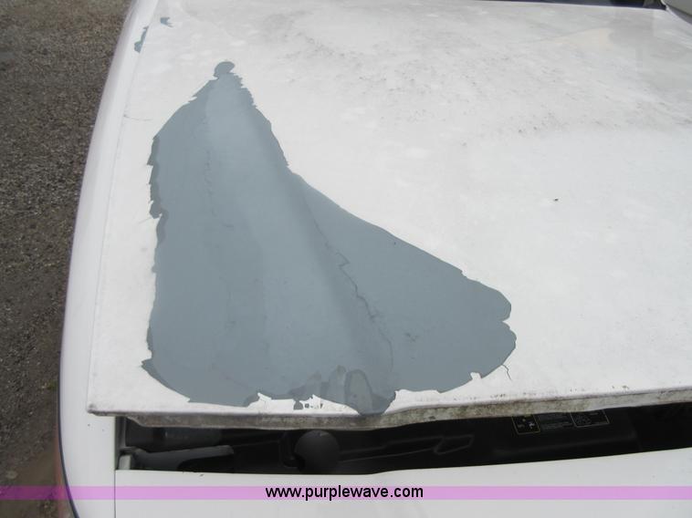 image for item I2093 2004 Ford Crown Victoria Police Interceptor