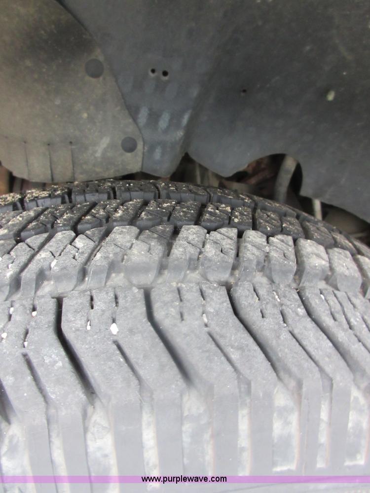 image for item I2095 1997 Ford F150 pickup truck