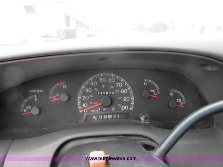 image for item I2095 1997 Ford F150 pickup truck