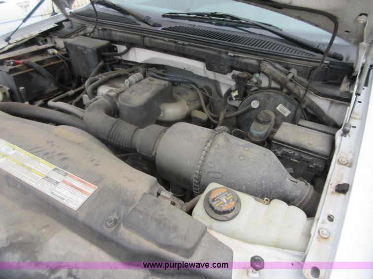 image for item I2095 1997 Ford F150 pickup truck