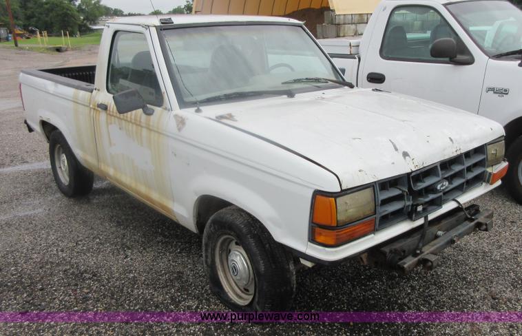 image for item I2096 1993 Ford Ranger pickup truck