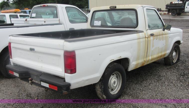 image for item I2096 1993 Ford Ranger pickup truck