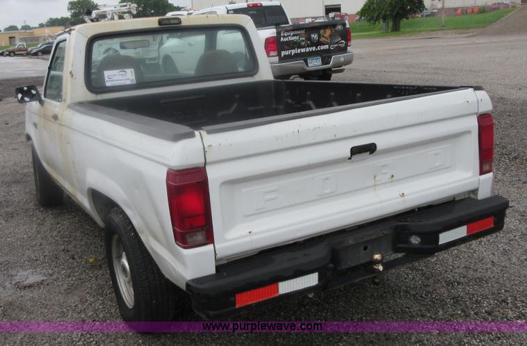 image for item I2096 1993 Ford Ranger pickup truck