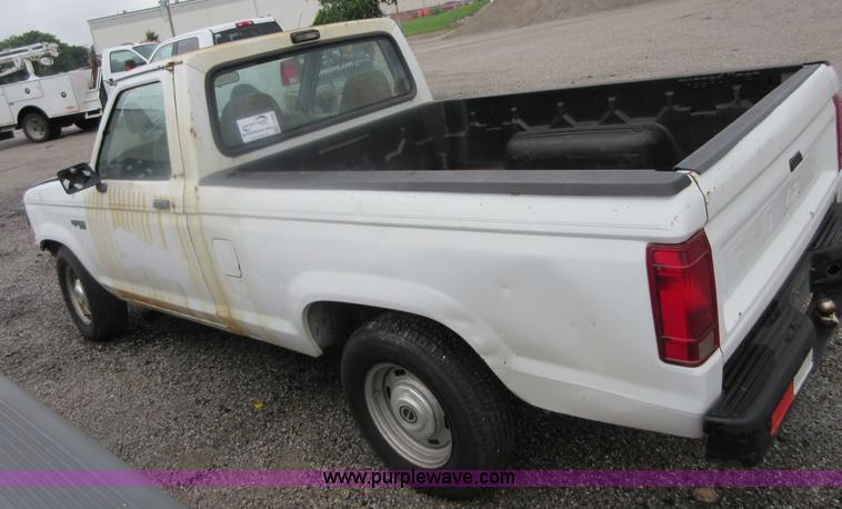 image for item I2096 1993 Ford Ranger pickup truck