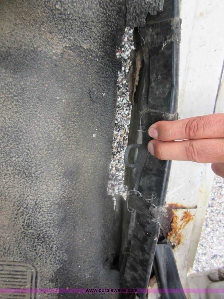 image for item I2096 1993 Ford Ranger pickup truck