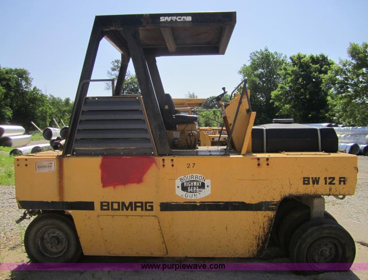 image for item I2109 Bomag BW12R pneumatic roller