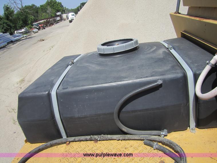 image for item I2109 Bomag BW12R pneumatic roller