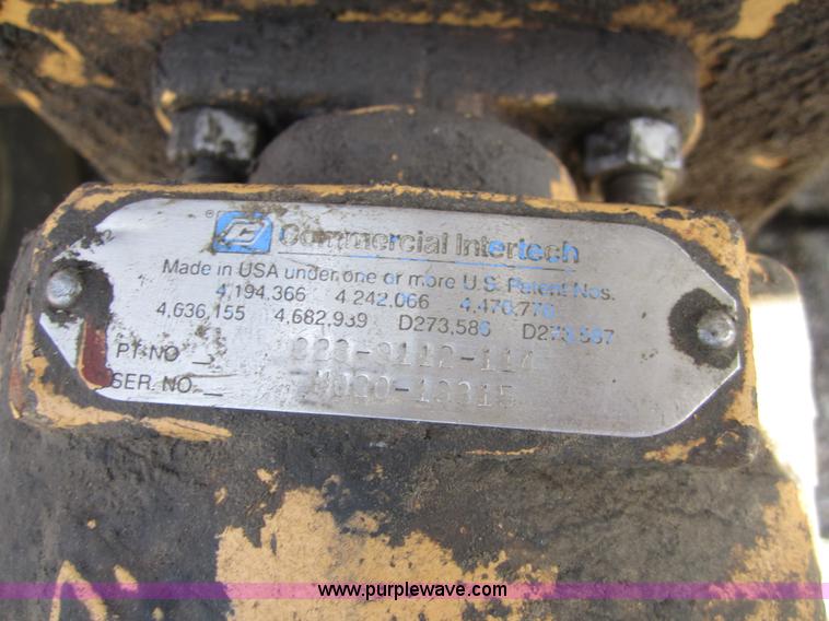 image for item I2111 1990 Ford 7710 tractor