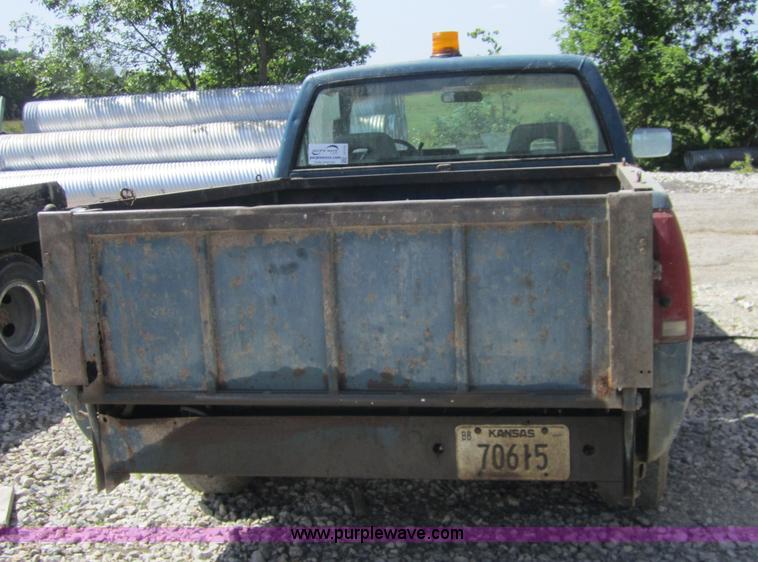 image for item I2112 1988 Chevrolet 1500 pickup truck