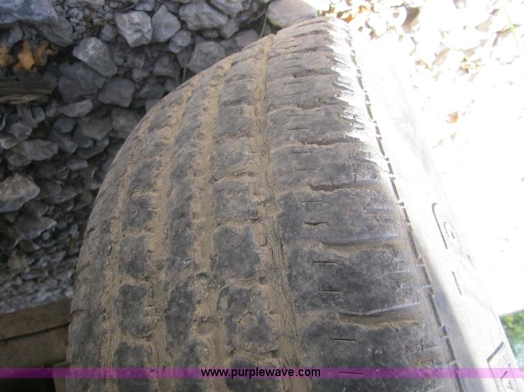 image for item I2112 1988 Chevrolet 1500 pickup truck