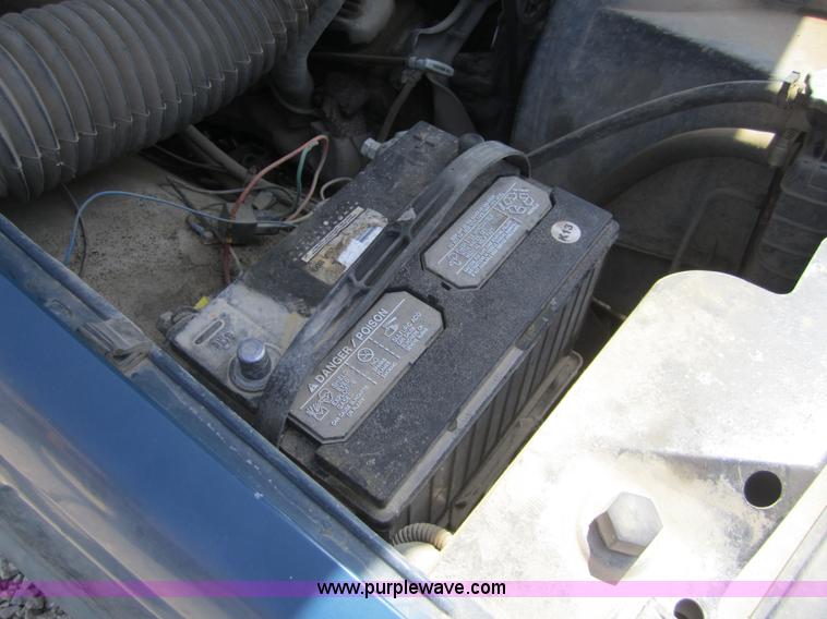 image for item I2112 1988 Chevrolet 1500 pickup truck