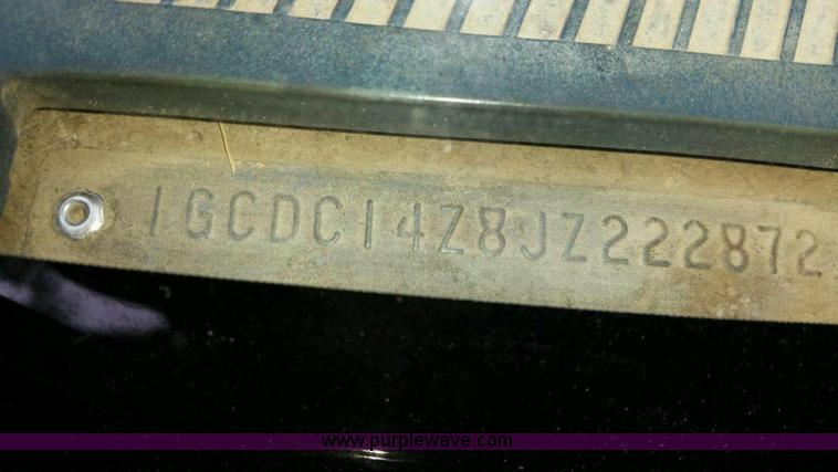 image for item I2112 1988 Chevrolet 1500 pickup truck