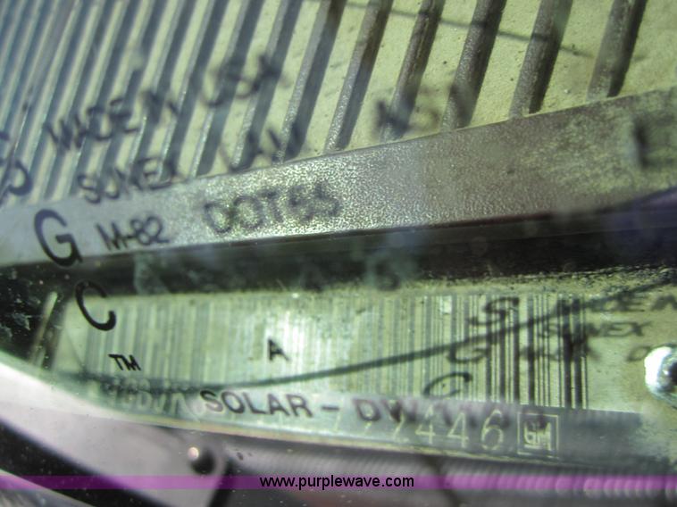 image for item I2113 1993 Chevrolet 3500 flatbed pickup truck