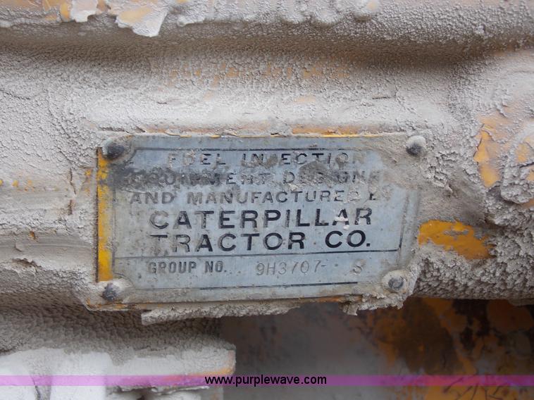 image for item J2750 1963 Caterpillar 12E motor grader
