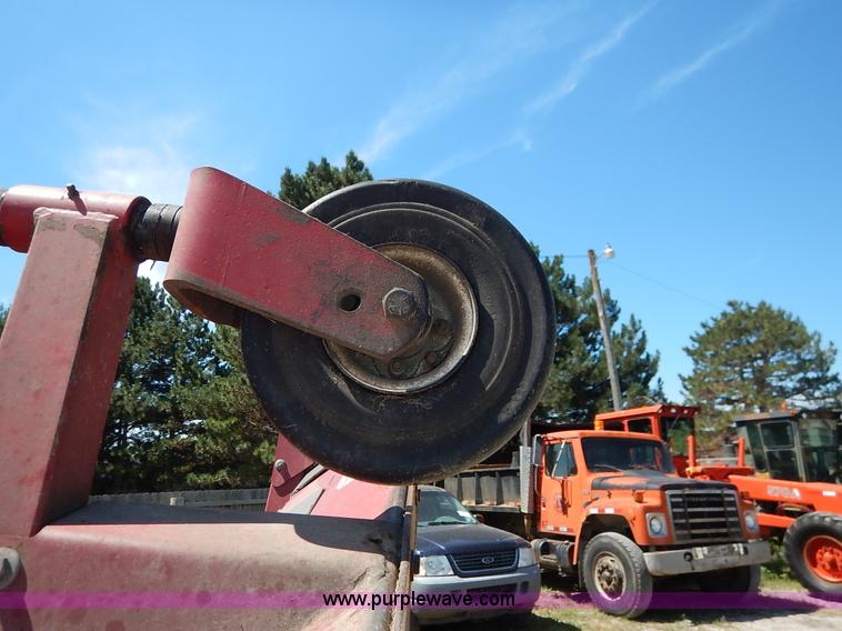 image for item J3753 Toro Groundmaster 580D lawn mower