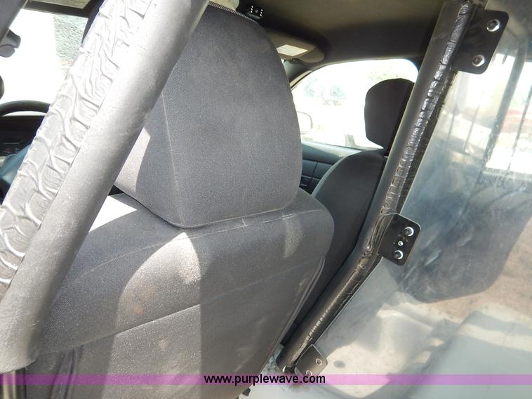 image for item J3762 2010 Ford Crown Victoria Police Interceptor