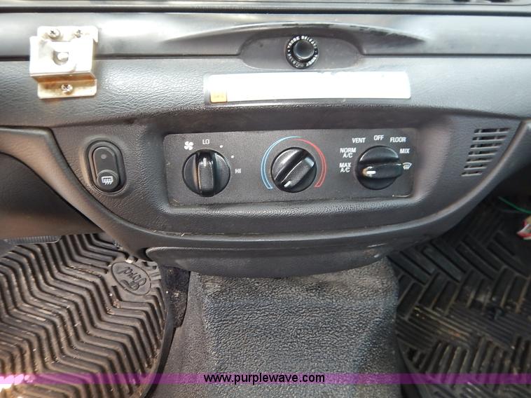 image for item J3762 2010 Ford Crown Victoria Police Interceptor