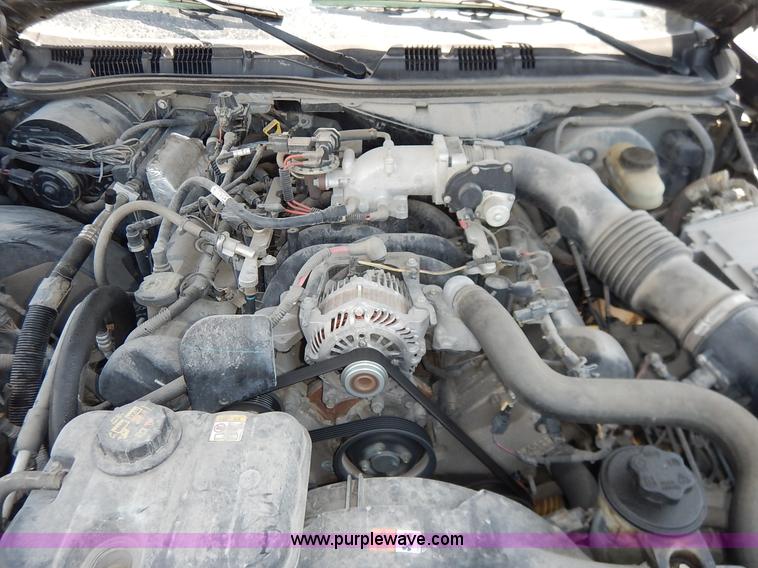 image for item J3762 2010 Ford Crown Victoria Police Interceptor