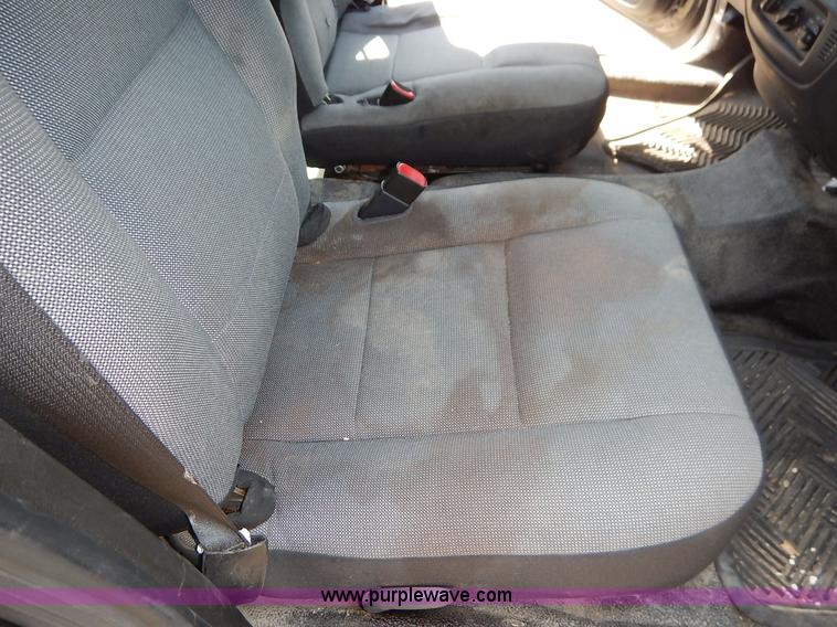 image for item J3762 2010 Ford Crown Victoria Police Interceptor