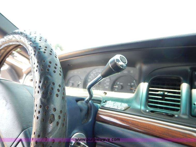 image for item J3768 1995 Ford Crown Victoria Police Interceptor