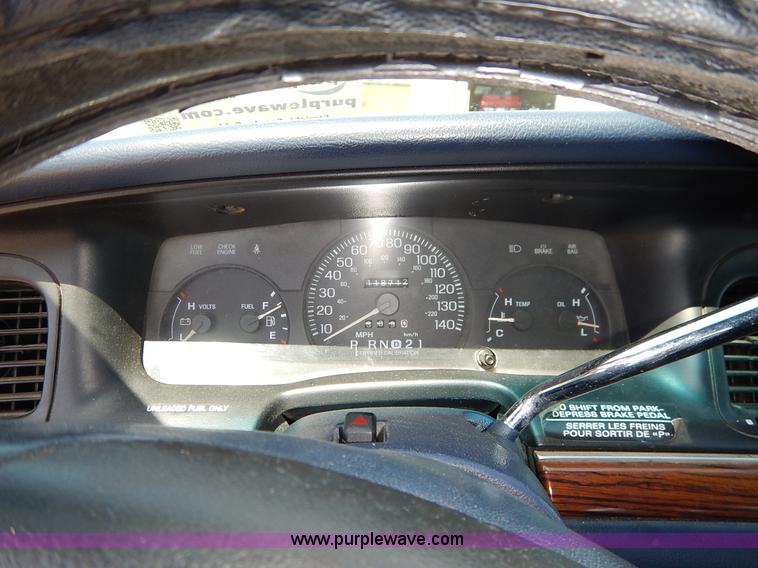 image for item J3768 1995 Ford Crown Victoria Police Interceptor