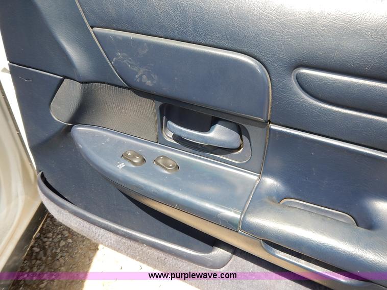 image for item J3768 1995 Ford Crown Victoria Police Interceptor