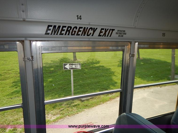 image for item J3807 2002 Thomas Built FS65 school bus