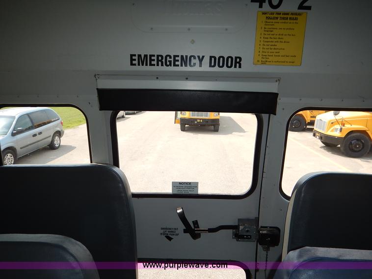 image for item J3807 2002 Thomas Built FS65 school bus