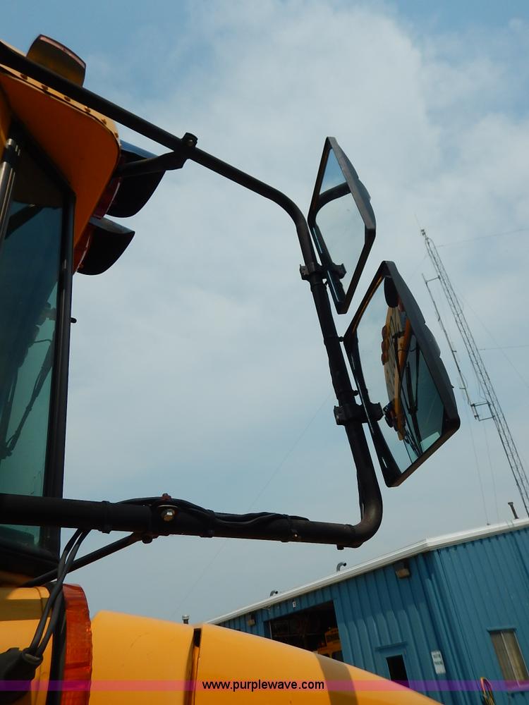 image for item J3807 2002 Thomas Built FS65 school bus