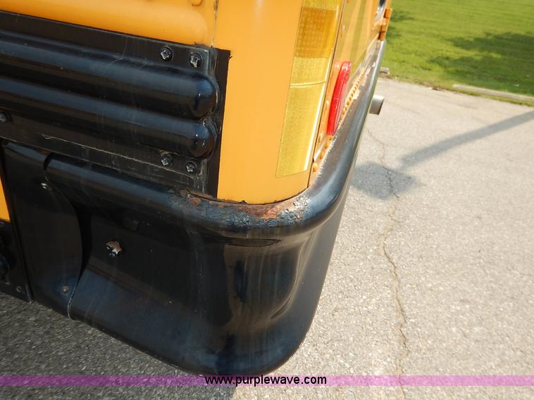 image for item J3807 2002 Thomas Built FS65 school bus