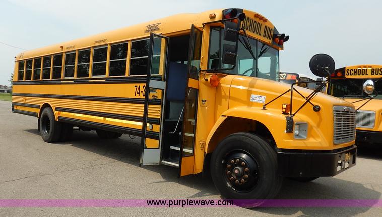 image for item J3830 2003 Thomas Built FS65 school bus