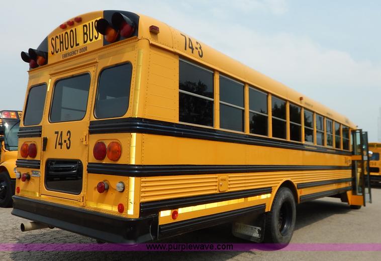 image for item J3830 2003 Thomas Built FS65 school bus