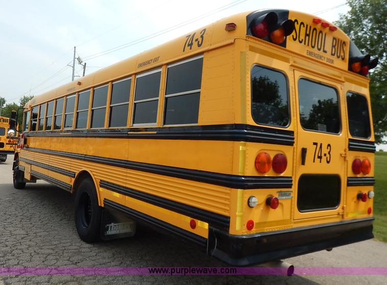 image for item J3830 2003 Thomas Built FS65 school bus