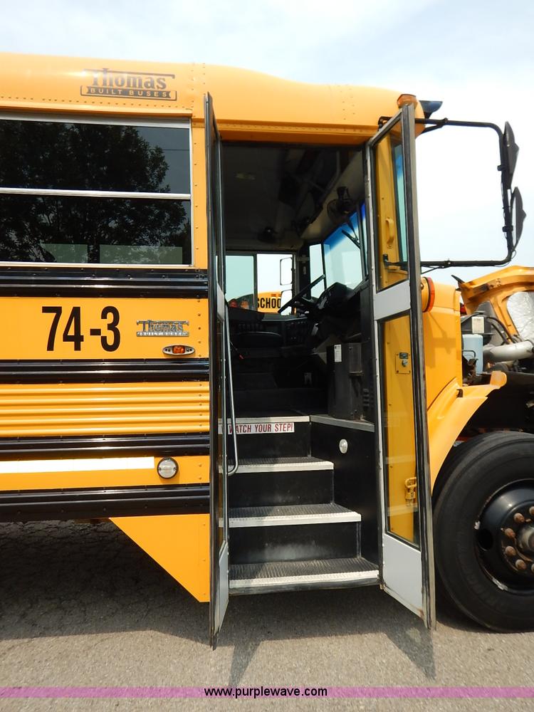 image for item J3830 2003 Thomas Built FS65 school bus