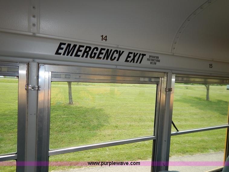 image for item J3830 2003 Thomas Built FS65 school bus