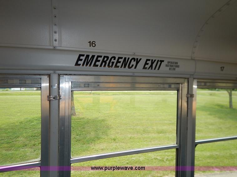 image for item J3830 2003 Thomas Built FS65 school bus