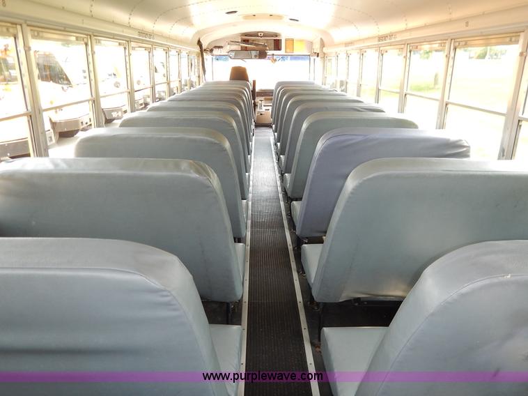 image for item J3830 2003 Thomas Built FS65 school bus