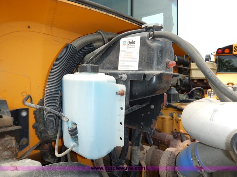 image for item J3830 2003 Thomas Built FS65 school bus