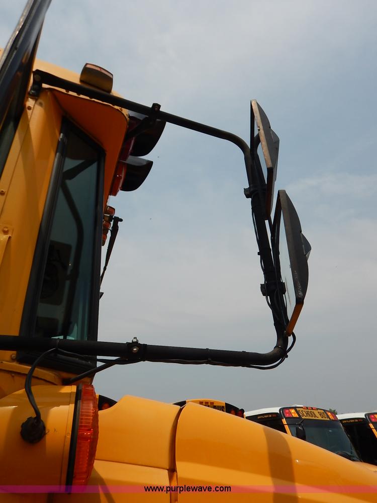 image for item J3830 2003 Thomas Built FS65 school bus