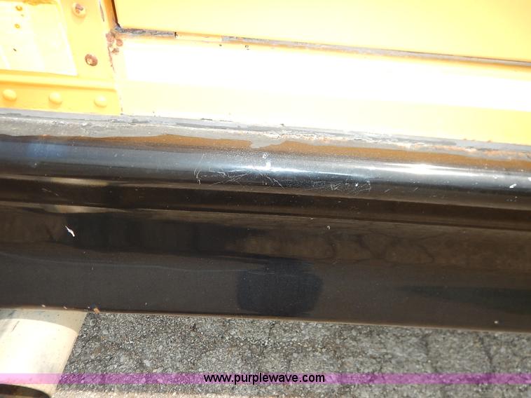 image for item J3830 2003 Thomas Built FS65 school bus