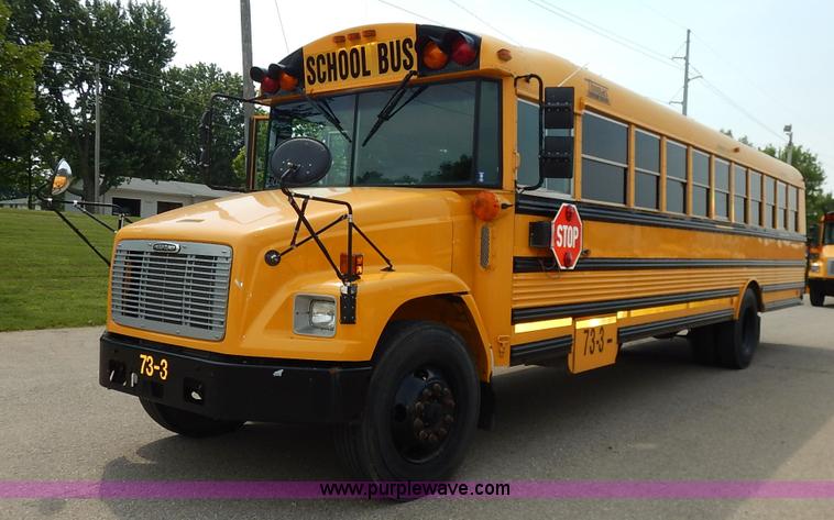 image for item J3831 2003 Thomas Built FS65 school bus