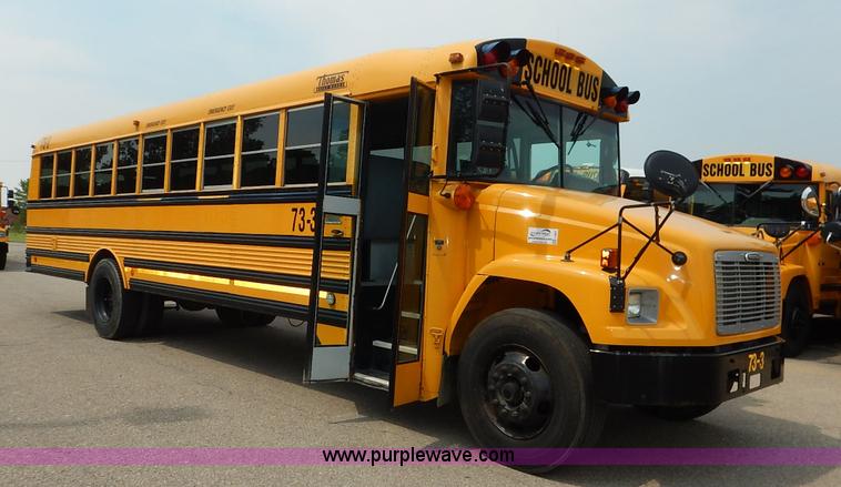 image for item J3831 2003 Thomas Built FS65 school bus