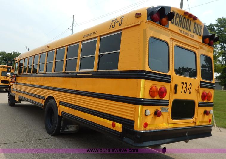 image for item J3831 2003 Thomas Built FS65 school bus