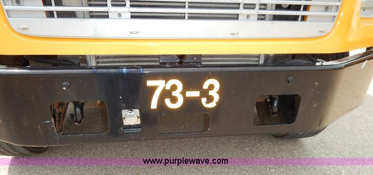 image for item J3831 2003 Thomas Built FS65 school bus