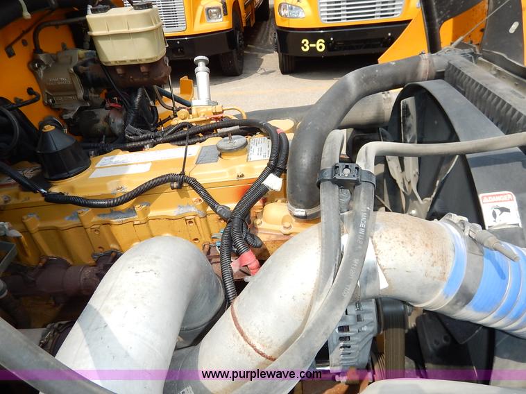 image for item J3831 2003 Thomas Built FS65 school bus