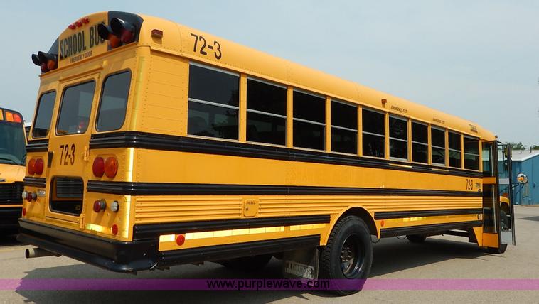 image for item J3832 2003 Thomas Built FS65 school bus