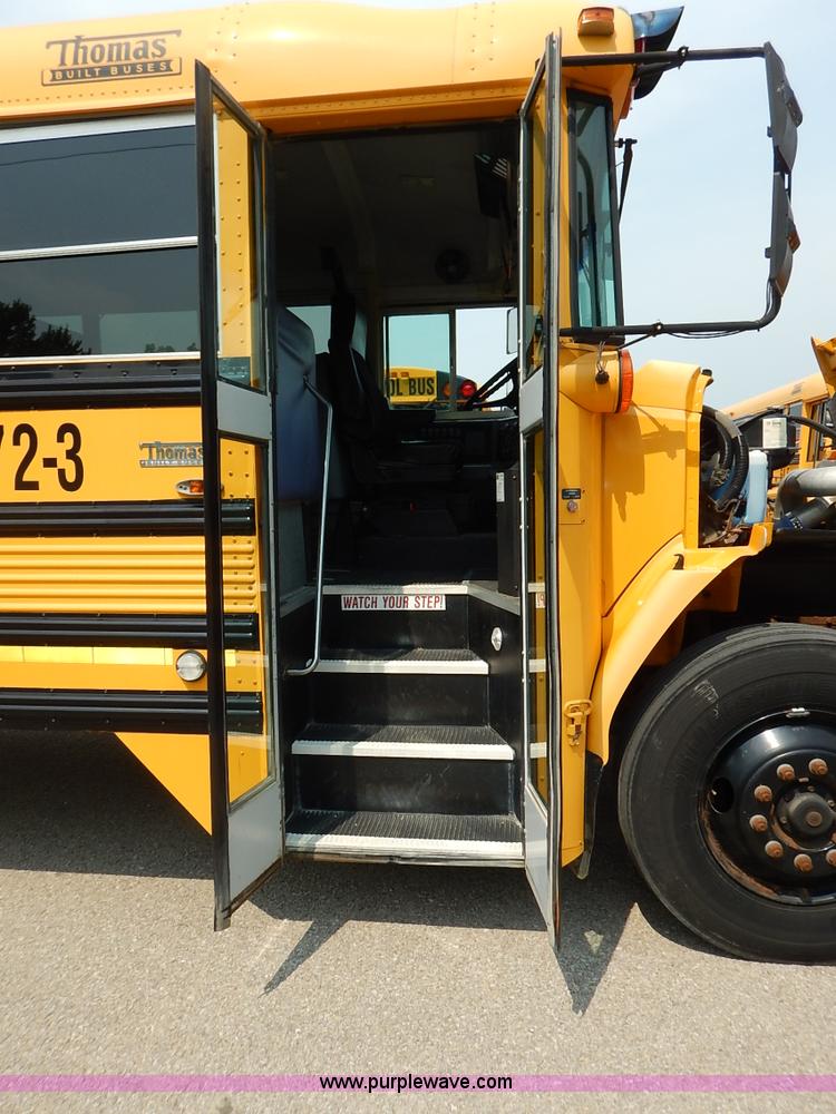 image for item J3832 2003 Thomas Built FS65 school bus